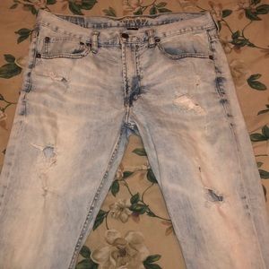 AE distressed Denim Jeans